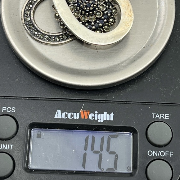 Vintage Suspicion Marcasite Pendant & Teardrop Earrings Set - Picture 17 of 17